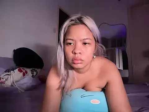 Tina_Slick webcam