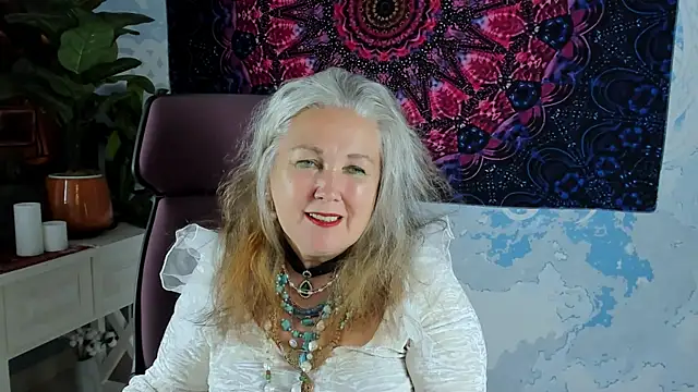 LilaMaharani webcam