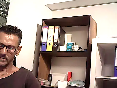 mastercharisma35 (Ask my age) - like tips pls. ı stand up for you.. okey