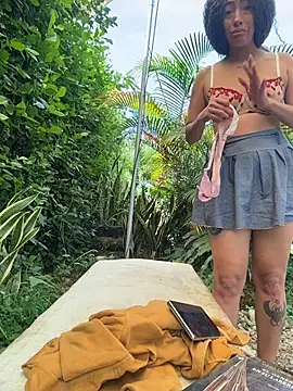 roxyrougee live sex cam