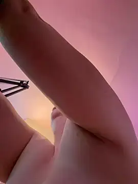 KawaiiKiki_247 webcam