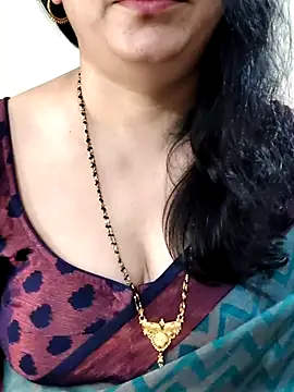 Yazhini-Cam webcam
