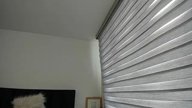 melanie_roux__ webcam