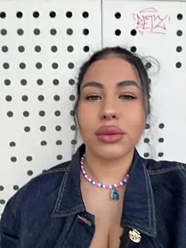 DaianaKimberly webcam