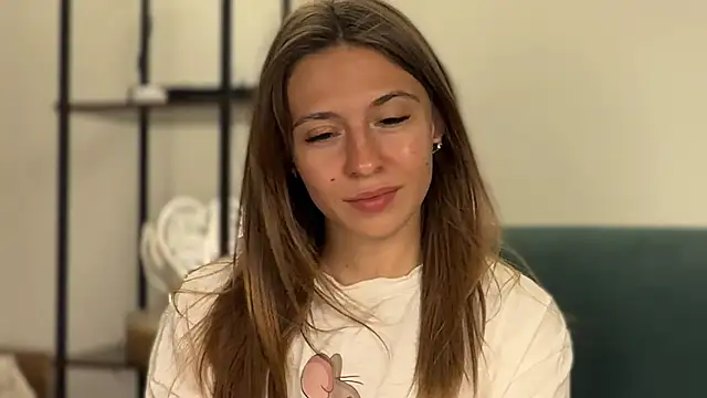 LovelyKatea webcam