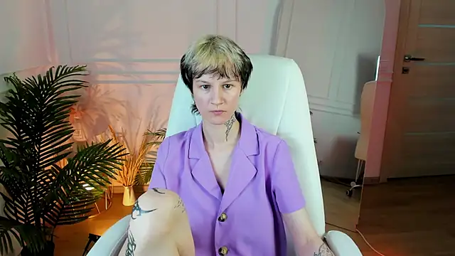 Senpai_Sins webcam