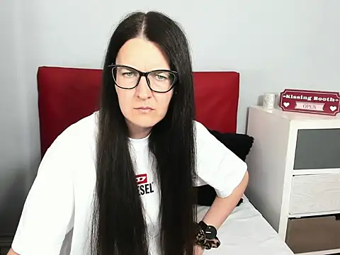 NadiaXlove webcam