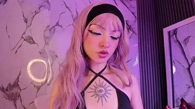 maddiestark - MaddieStark's free webcam - UK Sex Cams