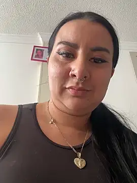Abril_Luv webcam