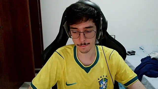 gabrielNovin17cm webcam
