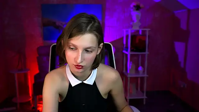 EllaHorton webcam