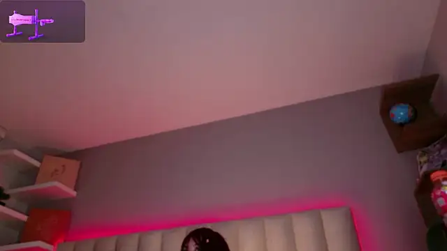 Megan_mooree_ webcam
