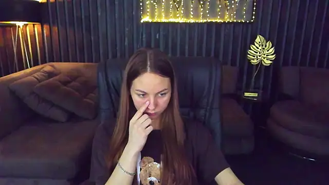 MilaAddams webcam