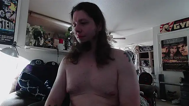 biggerisbetter12 webcam