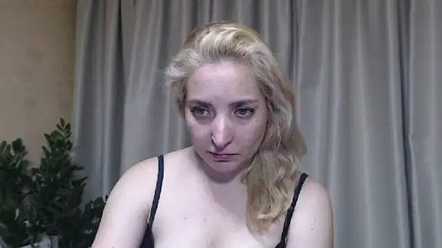 sweetpussy webcam