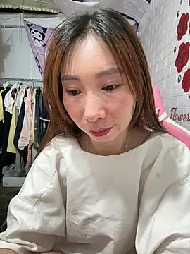 Adela-222 webcam