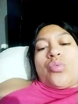 LatinSquirtBaby webcam