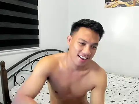 urfucker_vinz webcam