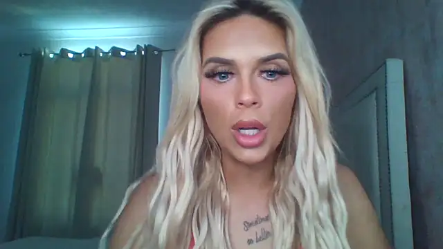 MiaMae_x webcam