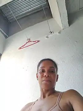 AstridMonroee webcam