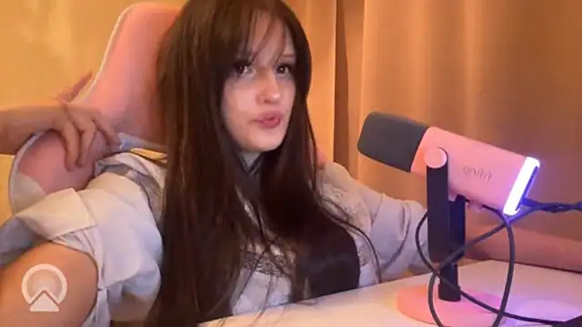 YunaVelour webcam