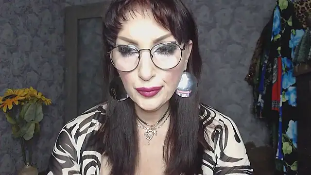 Aziza1 webcam