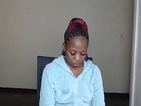 queenmandyy - QUEENMANDYY's free webcam - UK Sex Cams