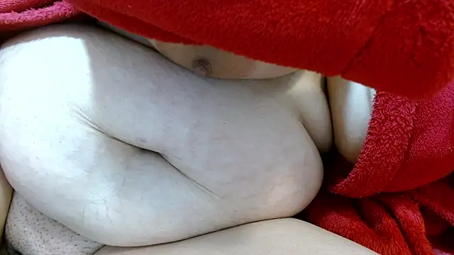 Modèle: KataleyaStiward