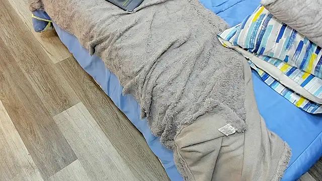 Charlie___Musk webcam
