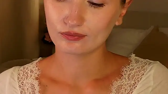 bella__rose webcam