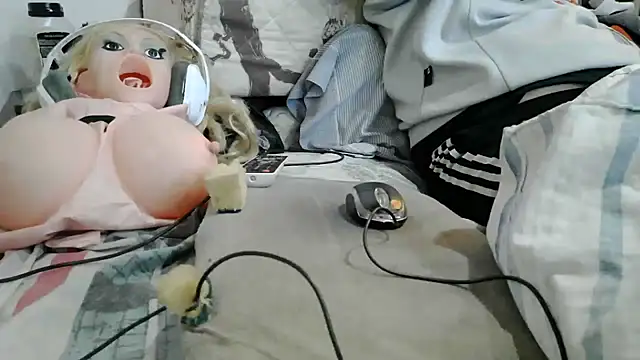 messi_syssy live cam on StripChat