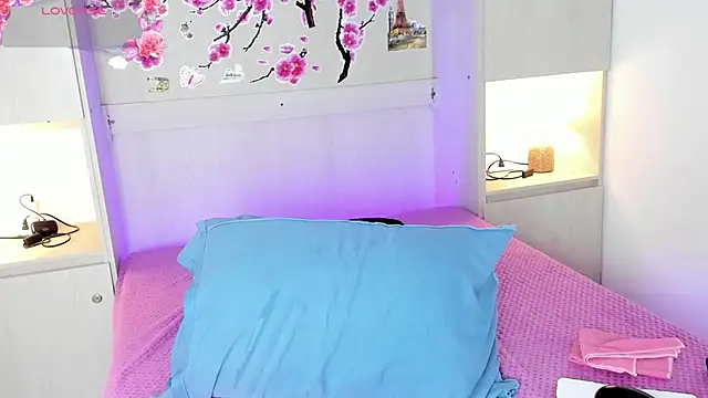 TaylorBloom webcam