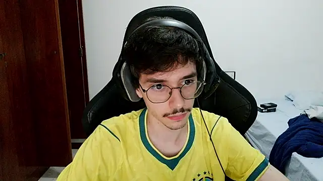 gabrielNovin17cm webcam