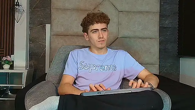 Tyler_Mcrey webcam
