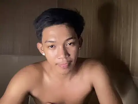 YourcumBoy77's live cam