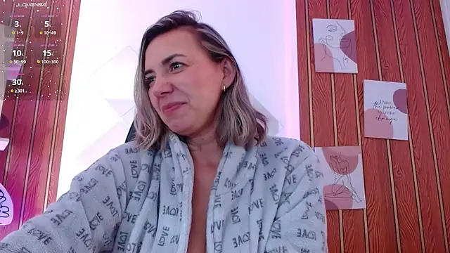 milfsecret69 webcam