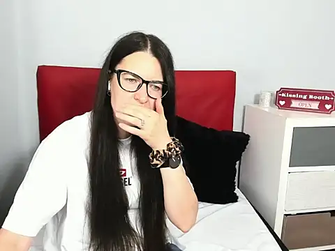 NadiaXlove webcam