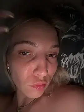 Adelina0001 Live Web Cam Show