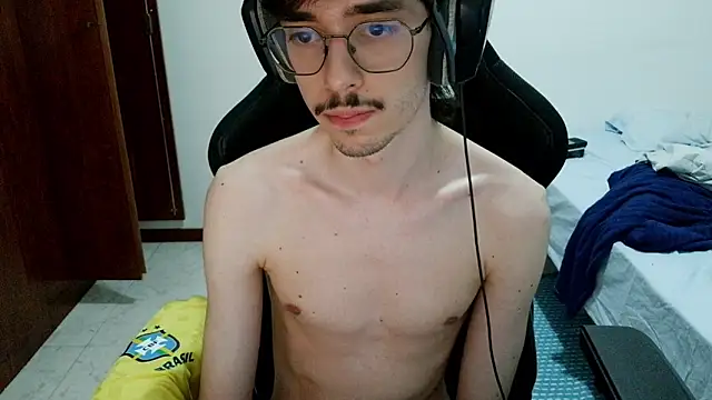 gabrielNovin17cm webcam
