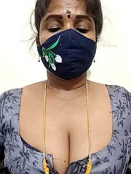 gaurika18 webcam