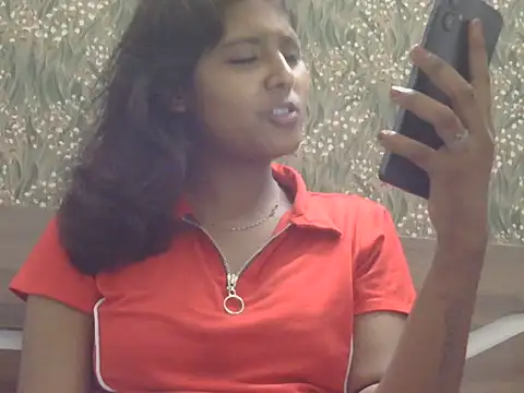Diana_Penty webcam
