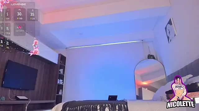 nicolette_tay live sex cam