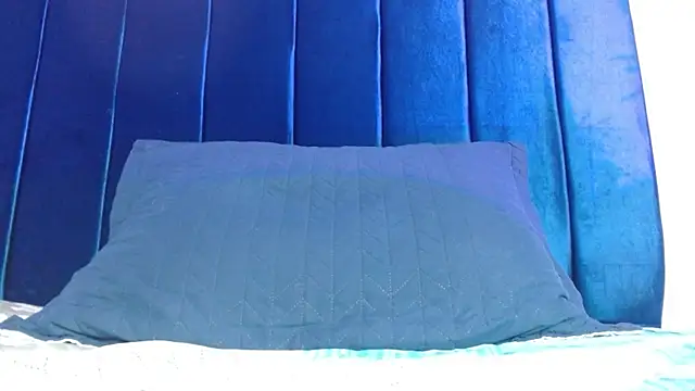 valeri_sotoo webcam