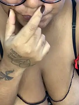 SweetLizzyBBW webcam