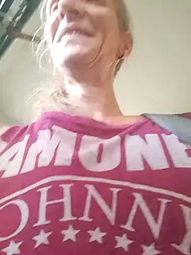 Cheryl_F webcam
