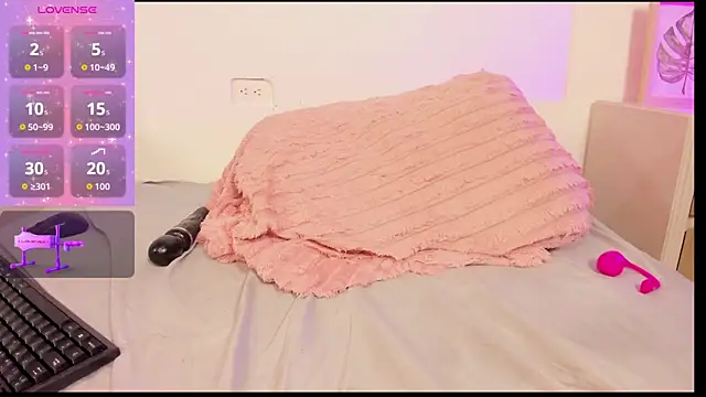 chloe_peach_ webcam