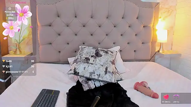 AishaCambell_ webcam
