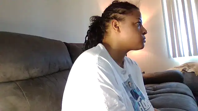 madzbailey webcam