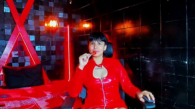 VioletFaith webcam