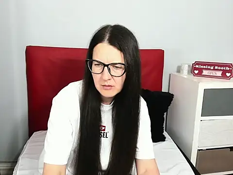 NadiaXlove webcam